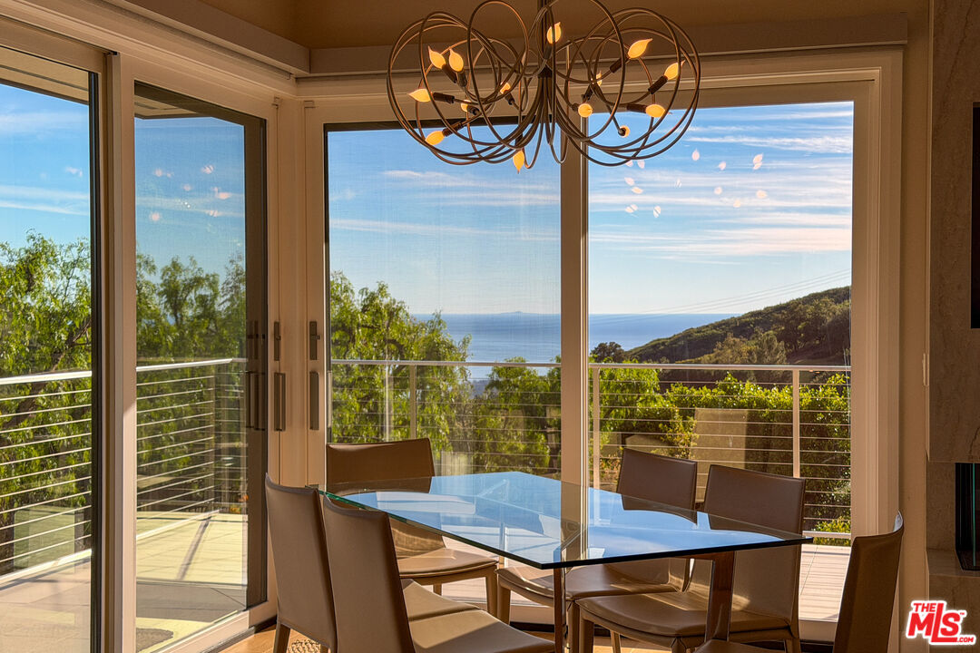 27008 Old Chimney Road Malibu, CA 90265 - Photo 3 of 34