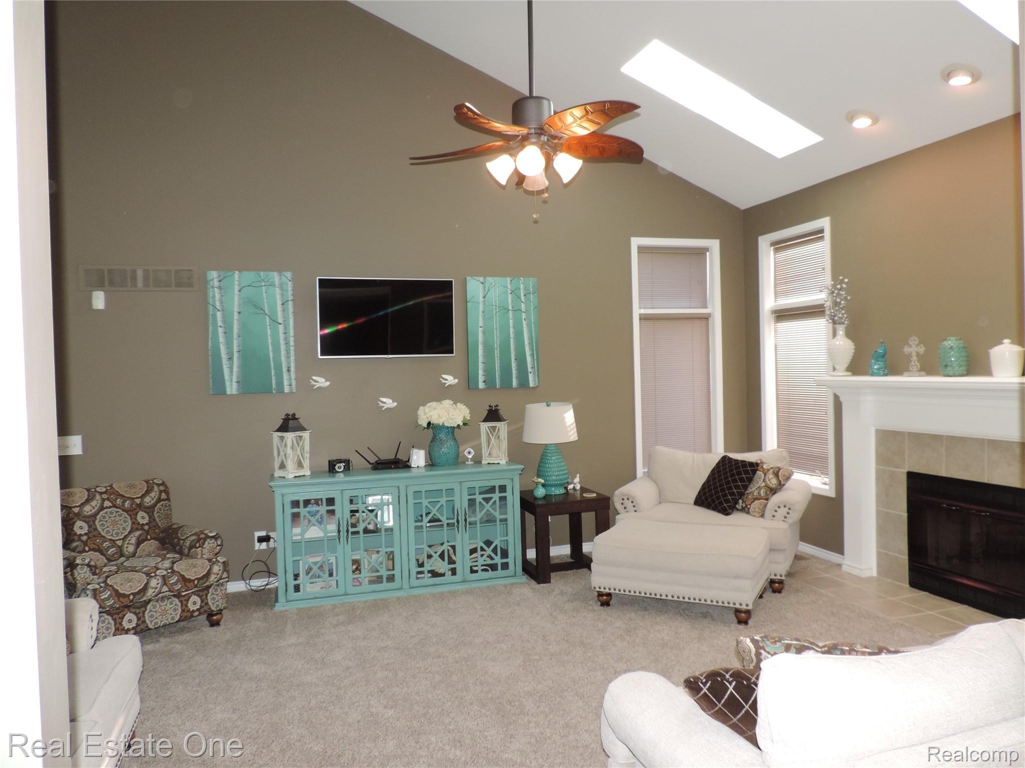49337 Monte Road New Baltimore, MI 48047 - Photo 22 of 62 DSCN1870.JPG