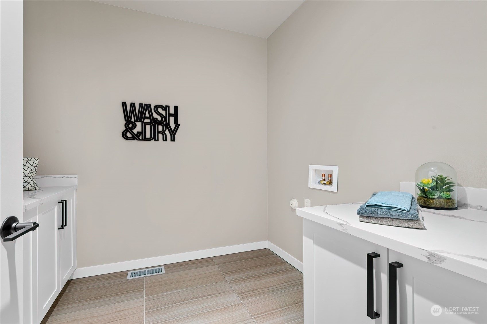 23617 23rd Avenue Southeast Bothell, WA 98021 - Photo 36 of 40 a view of workspace with furniture