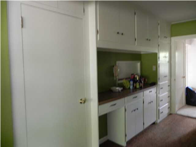 10000 Old State Road Evansville, IN 47711 - Photo 8 of 24 Gallery Image 8