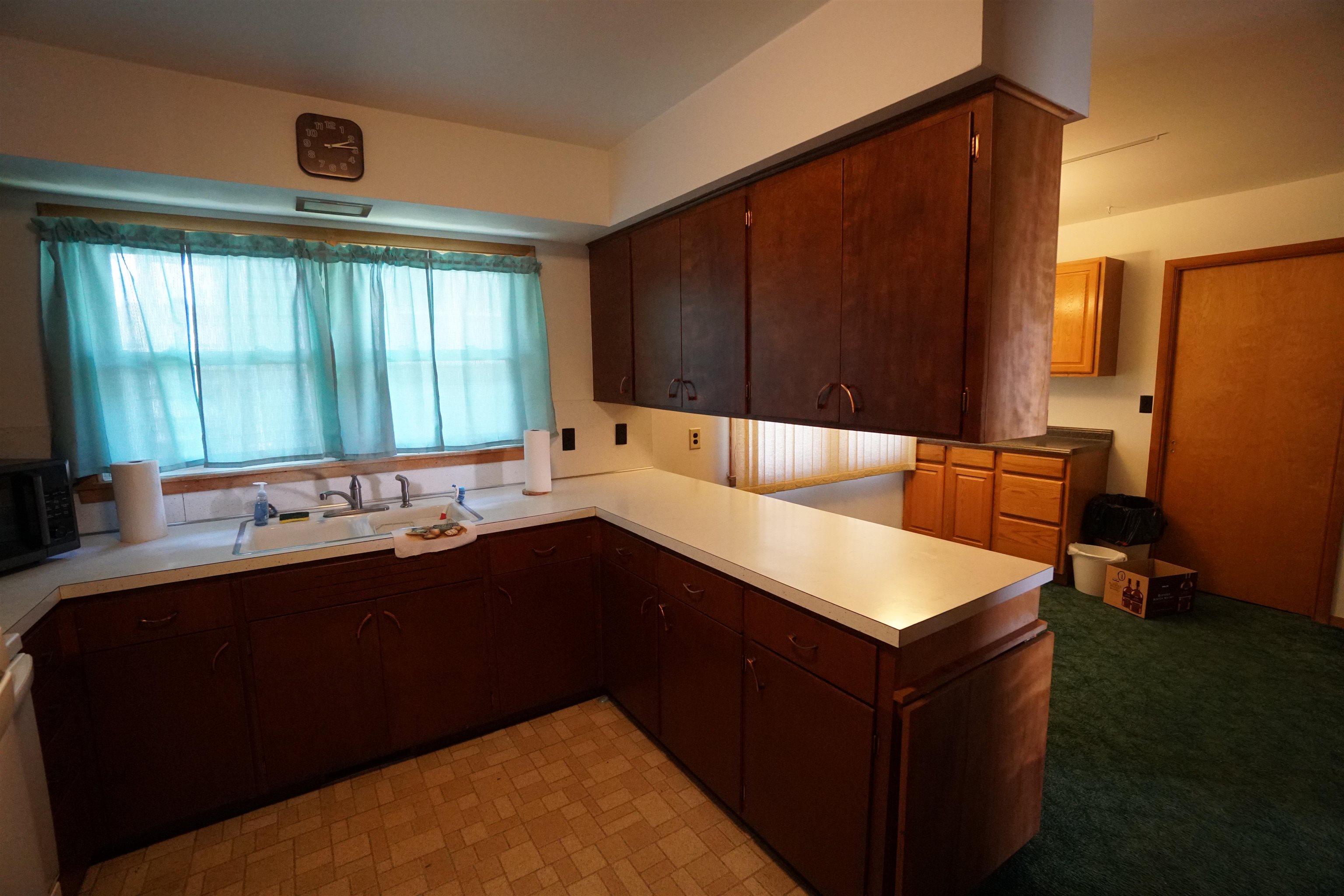 201 Jackson Street Hanover, IL 61041 - Photo 3 of 40