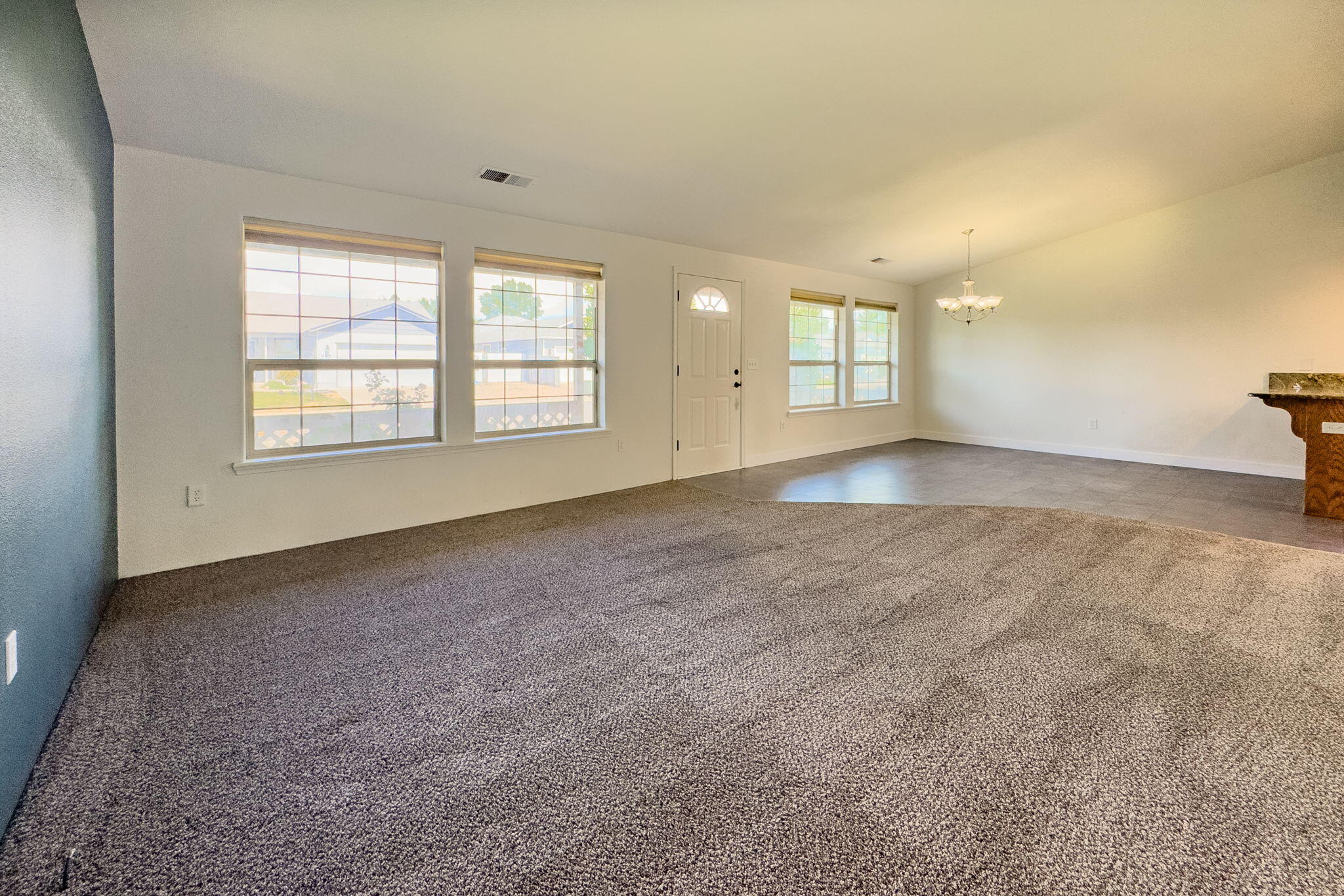 606 Karic Way Eagle Point, OR 97524 - Photo 6 of 36 ApxKW00008