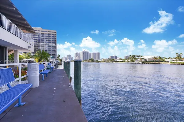 $2,000 | 1985 South Ocean Drive, Unit 10A, Hallandale Beach, FL 33009