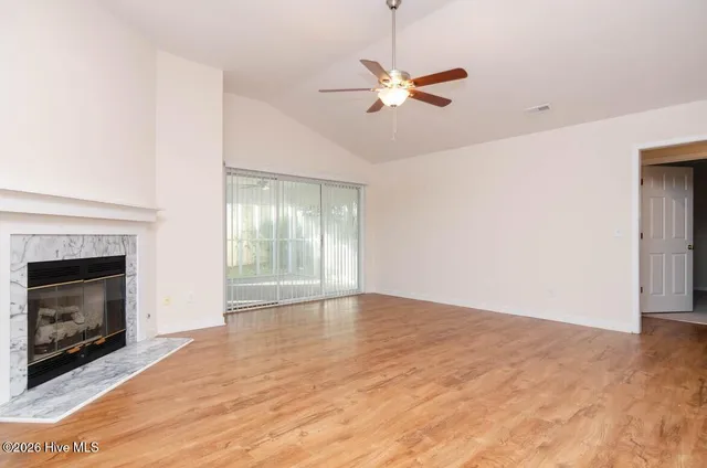 $2,200 | 1304 Portside Drive, Wilmington, NC 28405