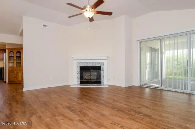 $2,200 | 1304 Portside Drive, Wilmington, NC 28405