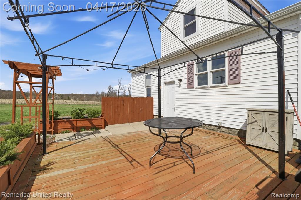 8375 Denton Hill Road Fenton, MI 48430 - Photo 32 of 41 Gallery Image 32