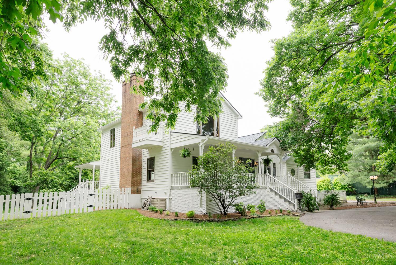 317 Given Road Terrace Park, OH 45174 - Photo 3 of 51