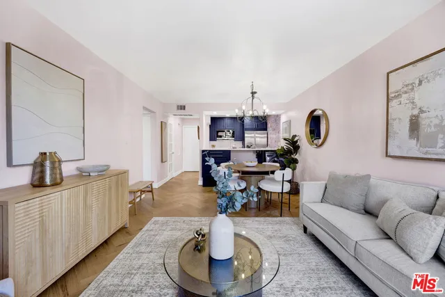 $499,000 | 1351 North Orange Drive, Unit 106, Los Angeles, CA 90028