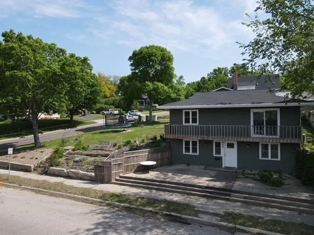 $259,000 | 440 2nd Street Northwest, Ortonville, MN 56278