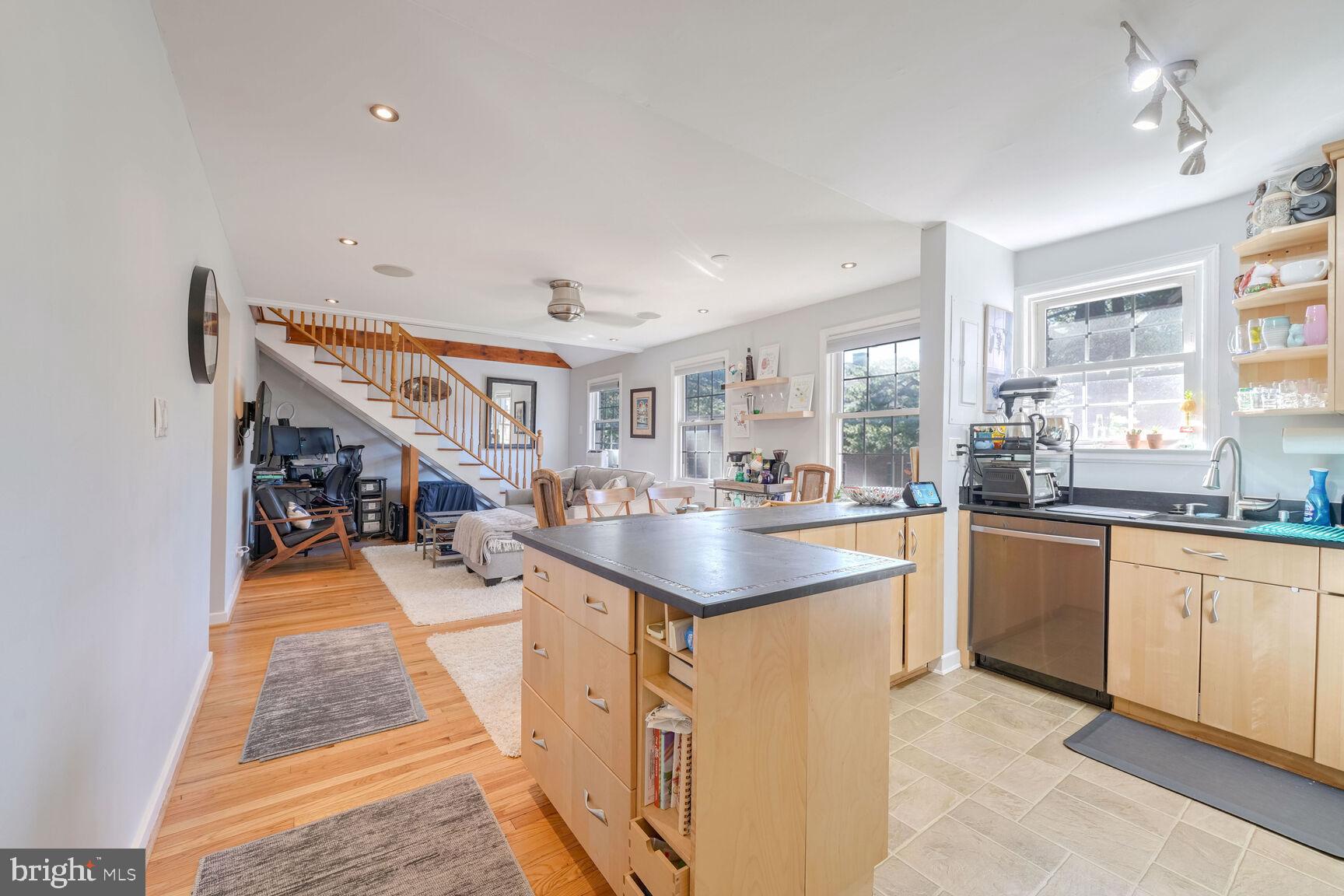 2214 Colston Drive, Unit 202 Silver Spring, MD 20910 - Photo 3 of 18 Kitchen