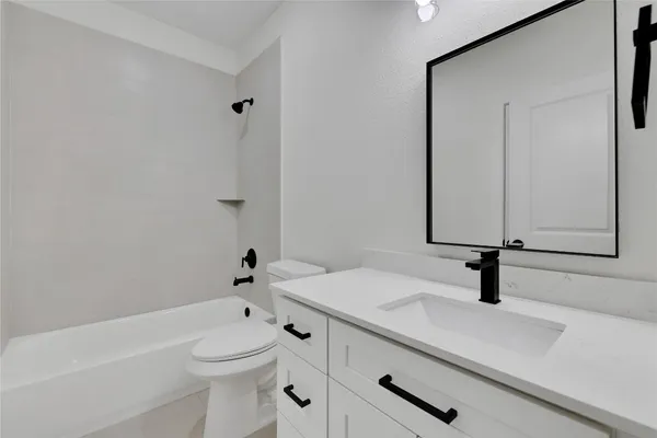 $1,650 | 2619 Delafield Street, Unit 4, Houston, TX 77023