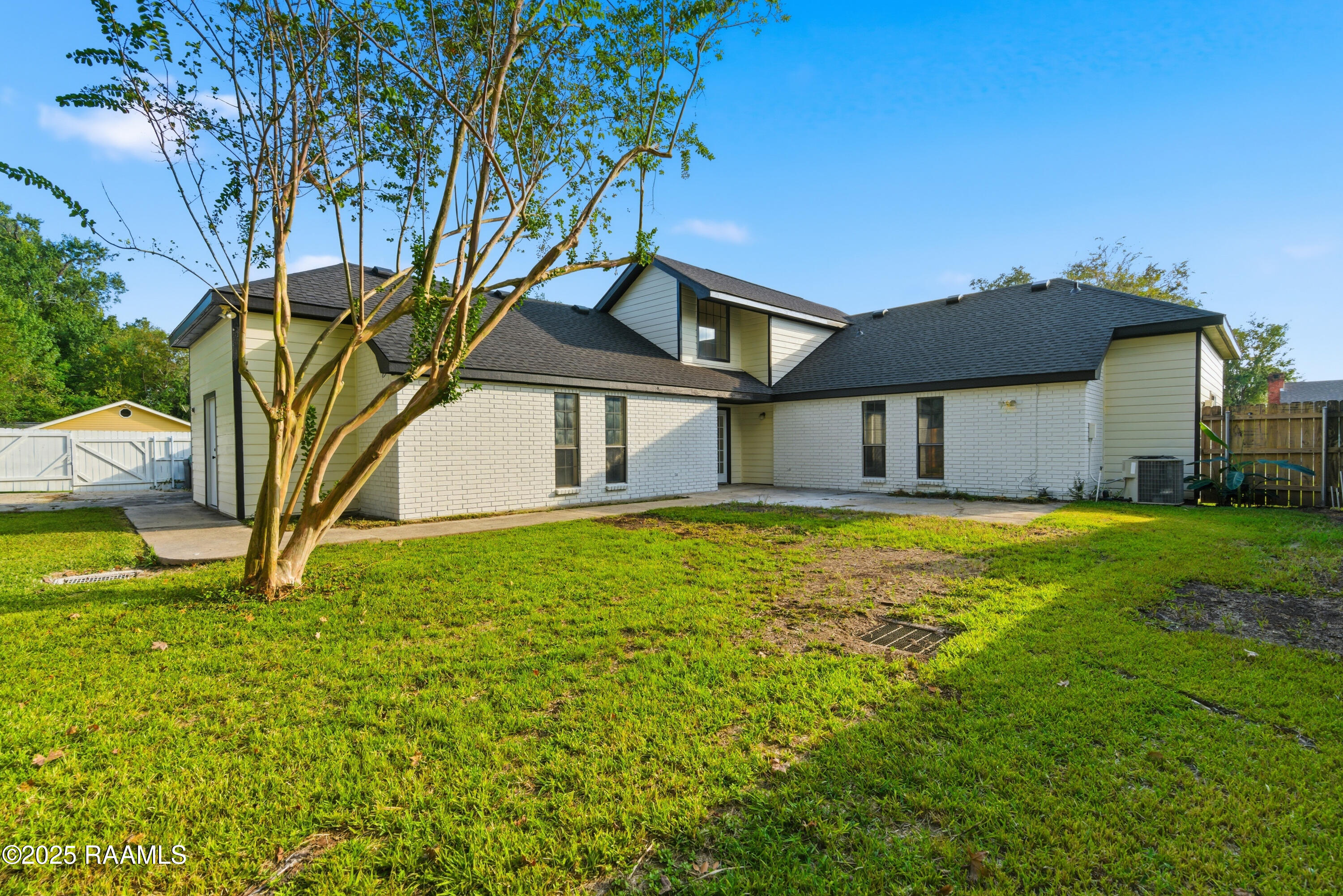 939 Rosedown Lane Lafayette, LA 70503 - Photo 2 of 30 DSC08453