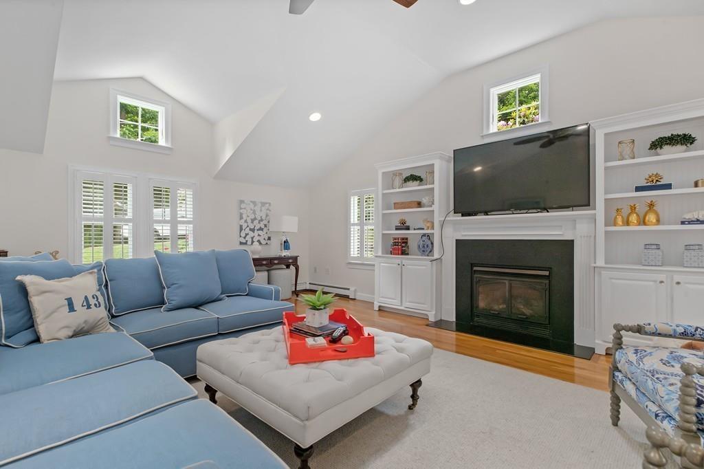 104 Howe Road Cohasset, MA 02025 - Photo 9 of 39 Gallery Image 9
