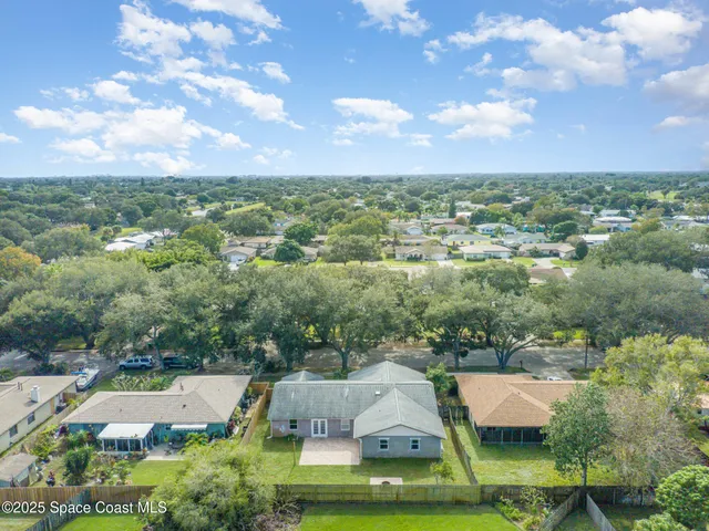 $379,500 | 1896 Nicklaus Drive, Melbourne, FL 32935