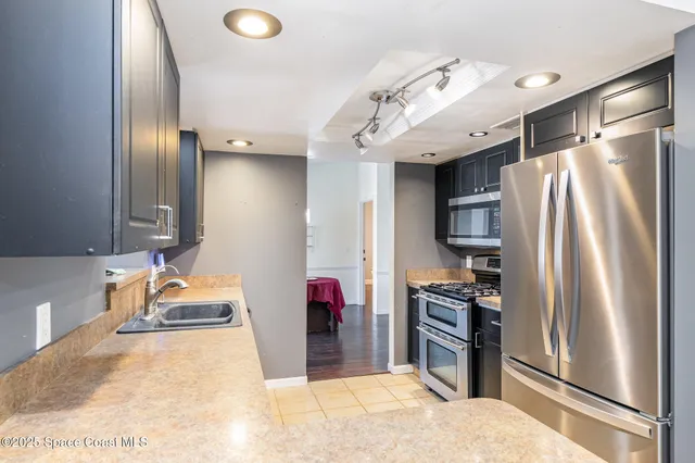 $379,500 | 1896 Nicklaus Drive, Melbourne, FL 32935