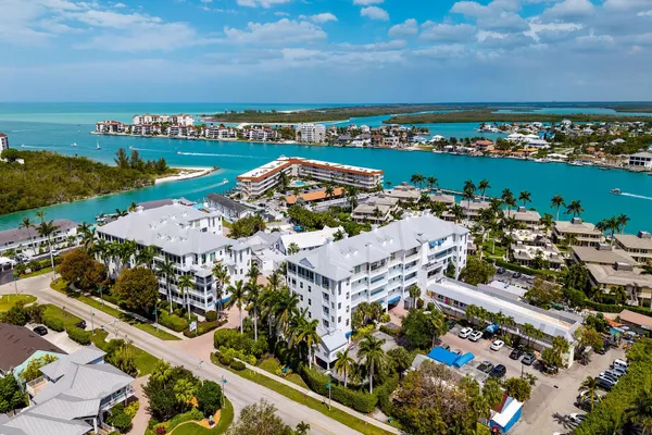 $519,000 | 140 Palm Street, Unit 403, Marco Island, FL 34145