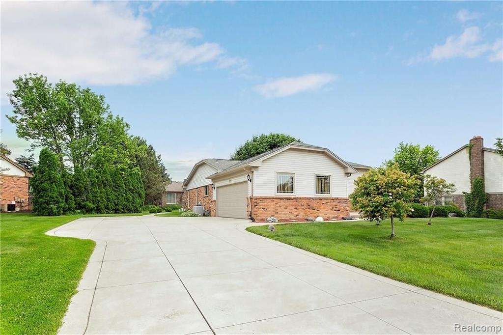 304 Coldiron Drive Rochester Hills, MI 48307 - Photo 28 of 31
