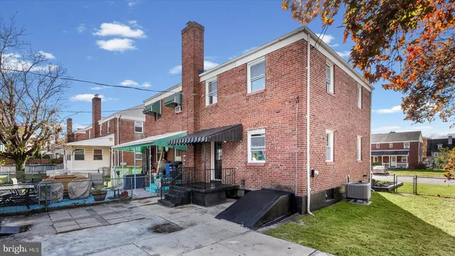 $2,300 | 2529 Liberty Parkway, Baltimore, MD 21222