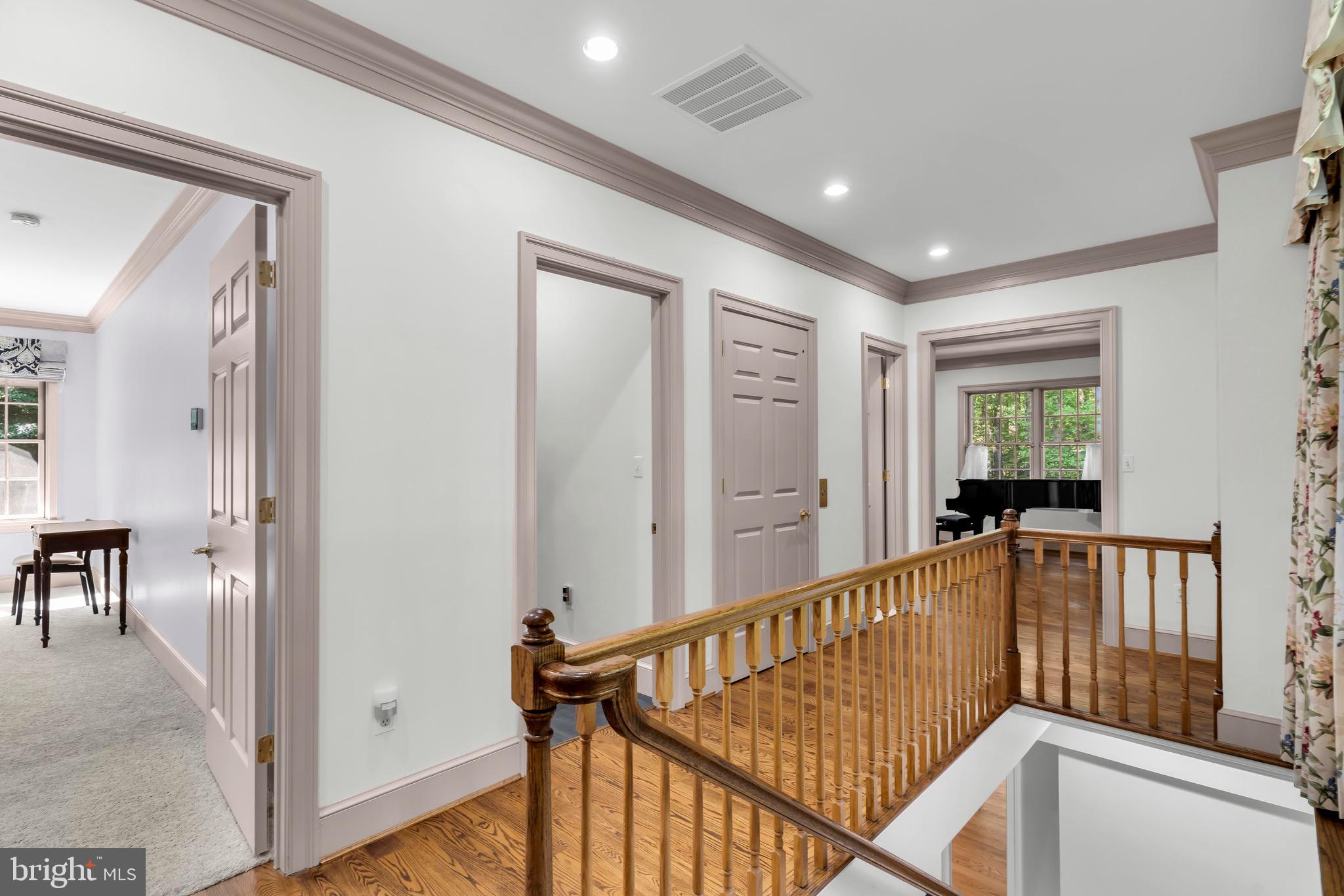 11036 Popes Head Road Fairfax, VA 22030 - Photo 31 of 49