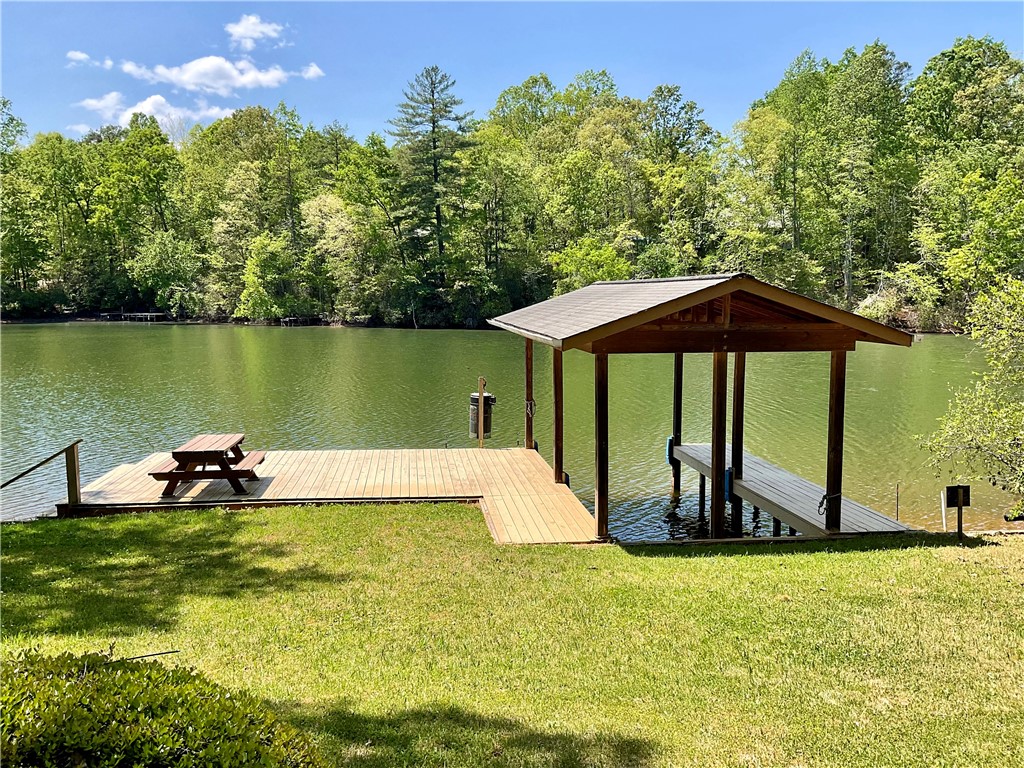 213 Bonner Road Mountain Rest, SC 29664 - Photo 2 of 37