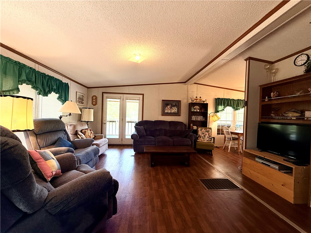 213 Bonner Road Mountain Rest, SC 29664 - Photo 5 of 37