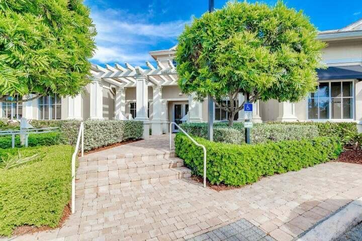 16632 Narrows Drive Jupiter, FL 33477 - Photo 45 of 49 Fitness/tennis