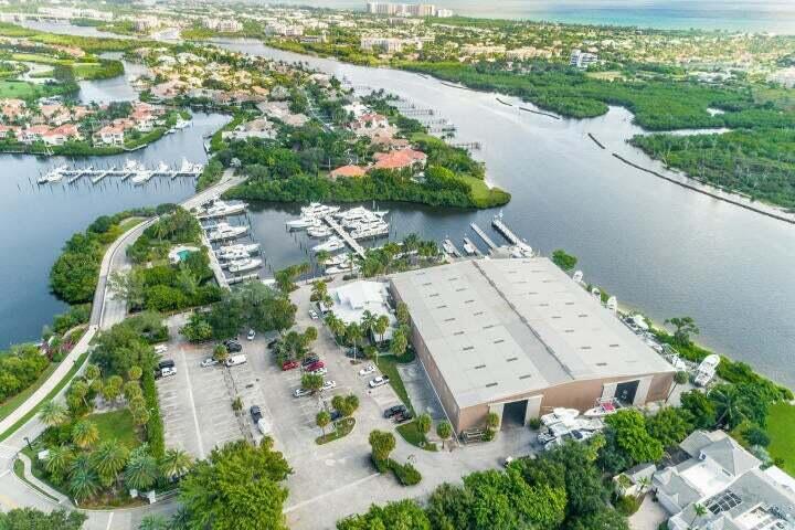 16632 Narrows Drive Jupiter, FL 33477 - Photo 48 of 49 Full Service Marina