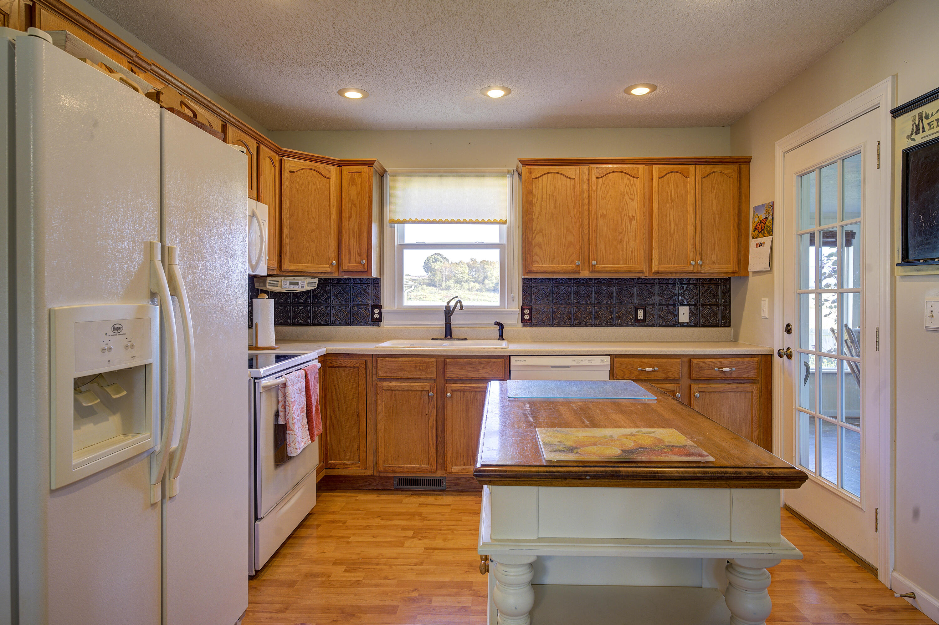 256 Davy Crockett Road Limestone, TN 37681 - Photo 7 of 36 DC-25