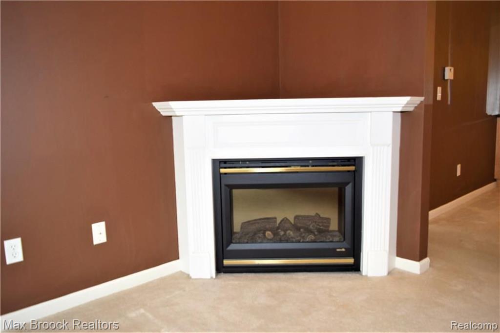 13442 Forest Ridge Boulevard, Unit 176 Sterling Heights, MI 48313 - Photo 4 of 26