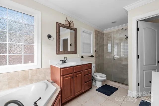 $750,000 | 1350 Kensington Circle, Newton, NC 28658