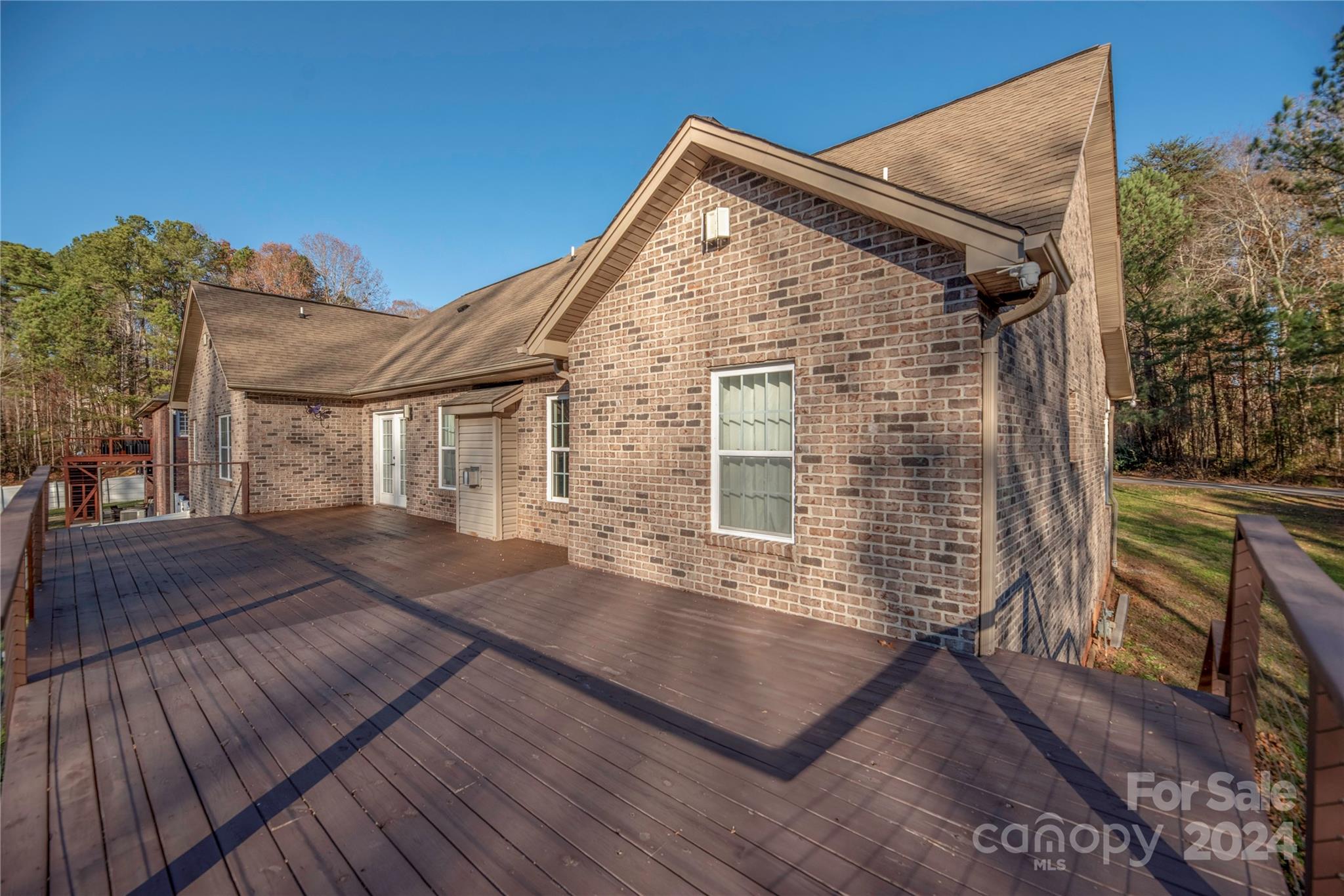 1350 Kensington Circle Newton, NC 28658 - Photo 38 of 45 a view of a house with backyard and sitting area