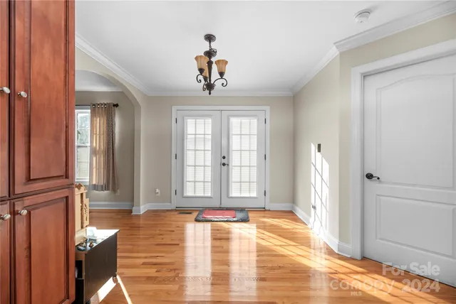 $750,000 | 1350 Kensington Circle, Newton, NC 28658