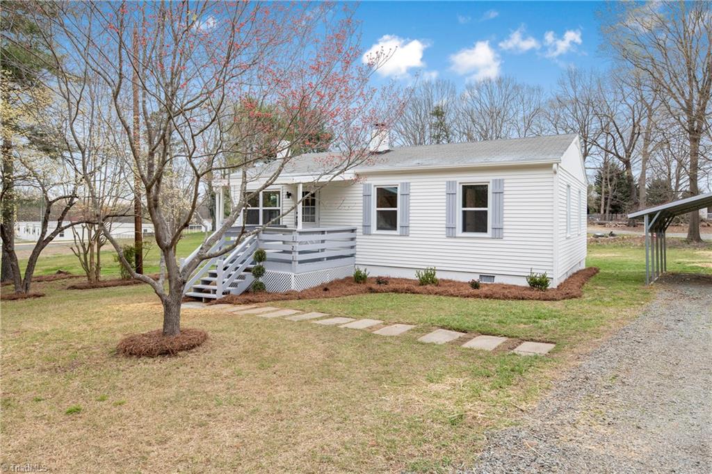 121 Nicholson Road Winston-Salem, NC 27107 - Photo 3 of 30 Gallery Image 3