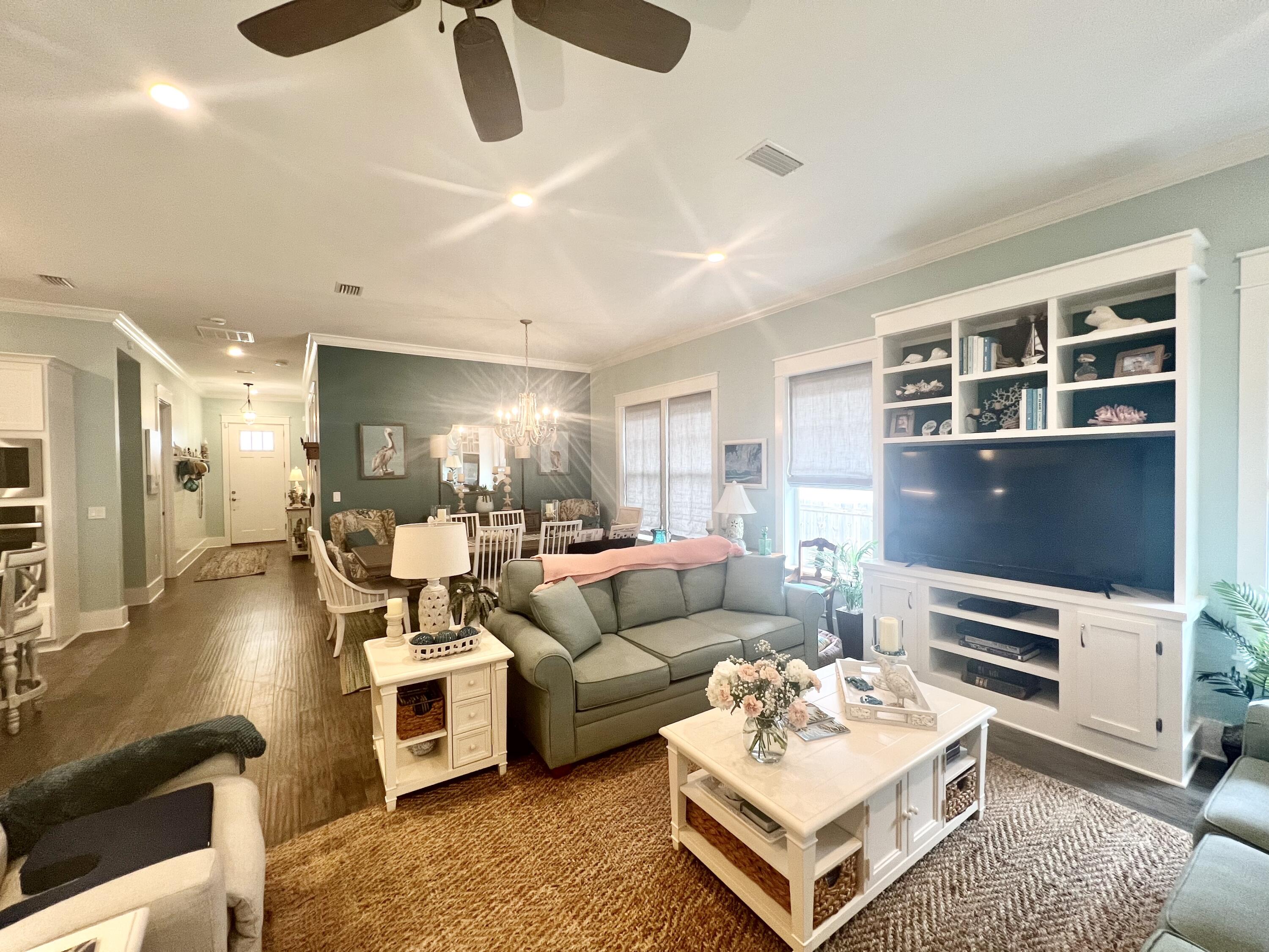 244 Perimeter Place Freeport, FL 32439 - Photo 27 of 72 a living room with furniture and a couch