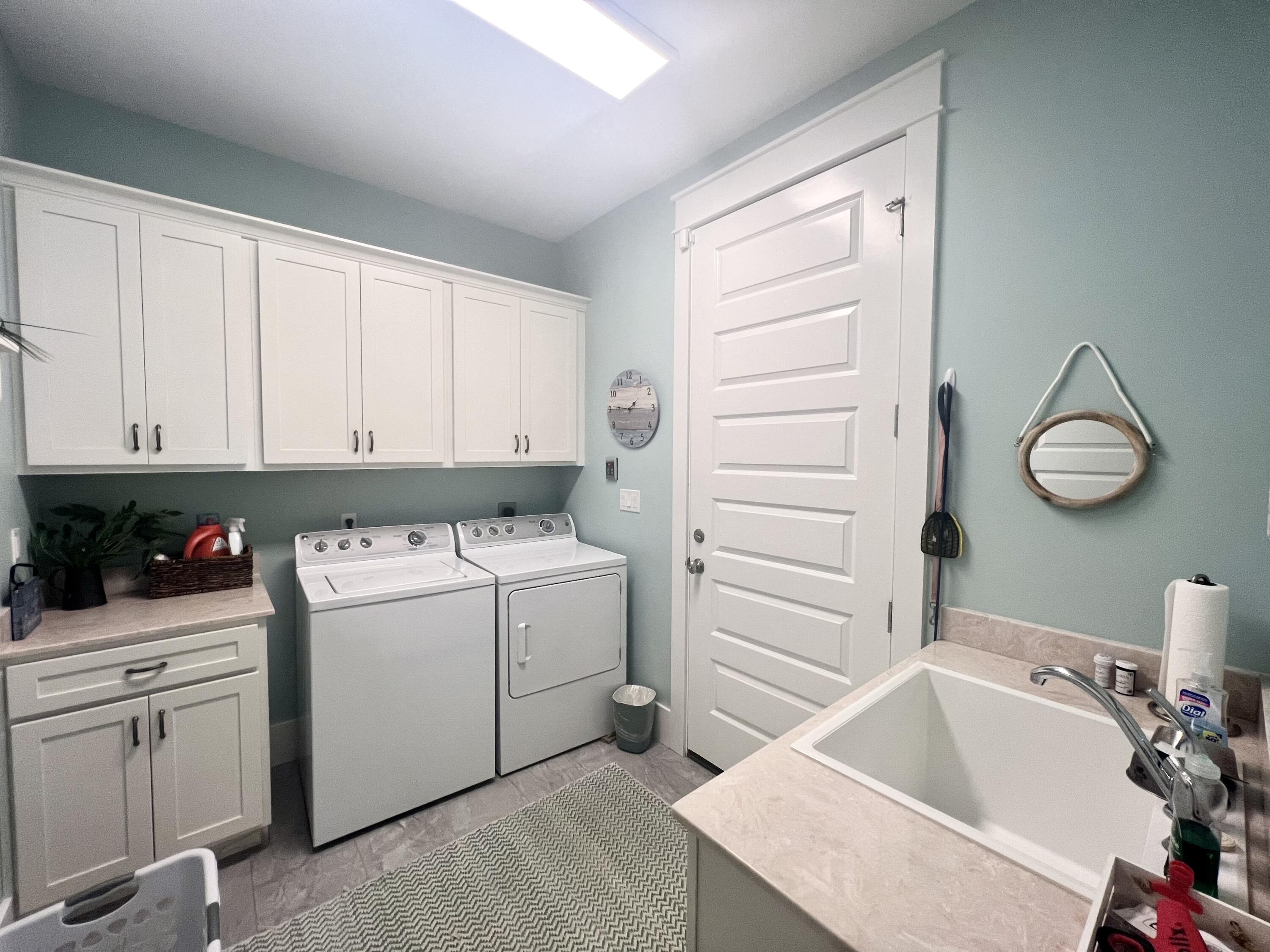 244 Perimeter Place Freeport, FL 32439 - Photo 57 of 72 a view of kitchen and sink