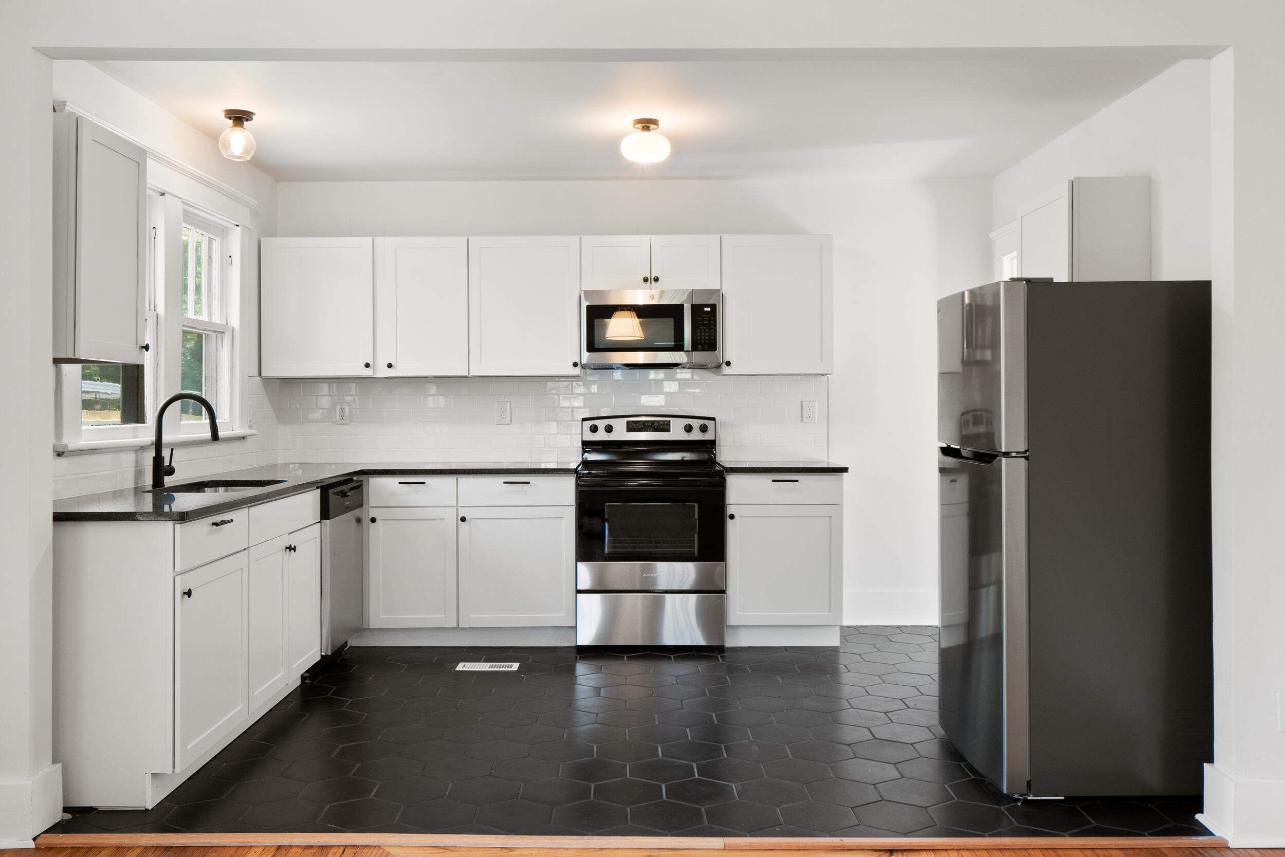 708 Gillespie Road Chattanooga, TN 37411 - Photo 10 of 25 dsc04814