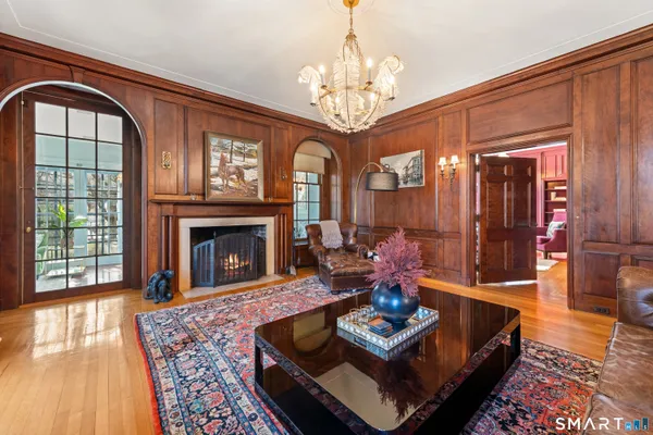 $2,995,000 | 91 Algonquin Road, Fairfield, CT 06825