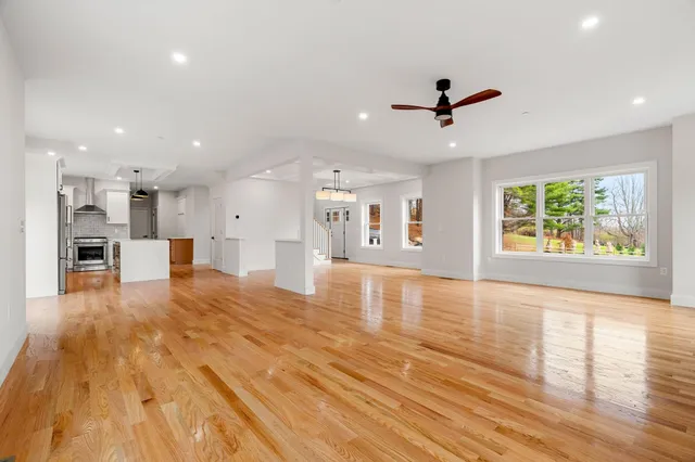 $1,195,000 | 80.5 English Range Road, Derry, NH 03038