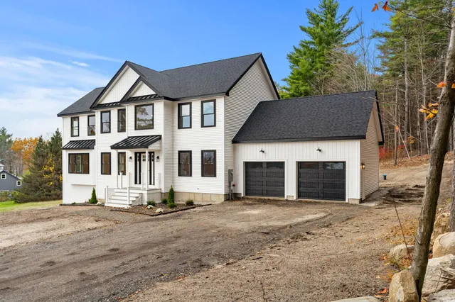 $1,195,000 | 80.5 English Range Road, Derry, NH 03038