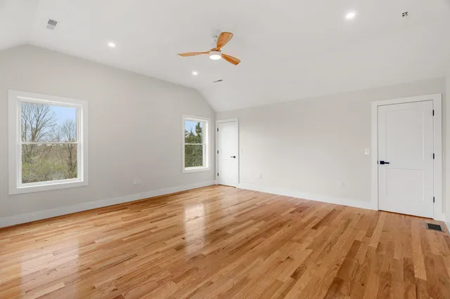 $1,195,000 | 80.5 English Range Road, Derry, NH 03038