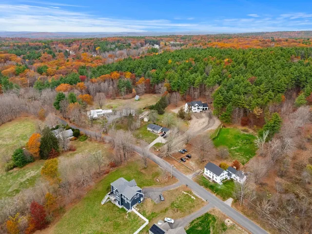 $1,195,000 | 80.5 English Range Road, Derry, NH 03038