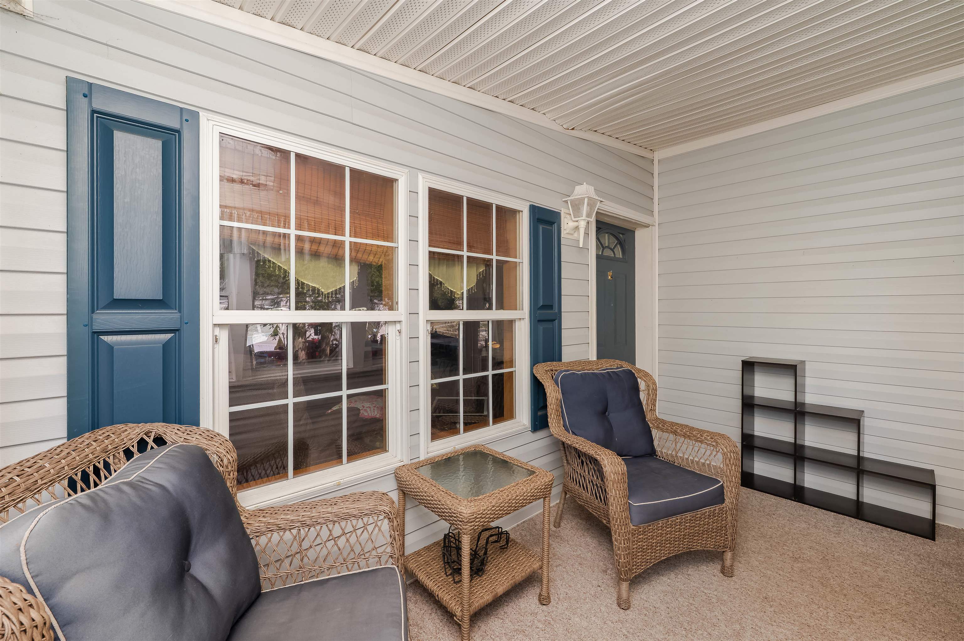 52 Murray Drive Rochester, NH 03868 - Photo 2 of 38
