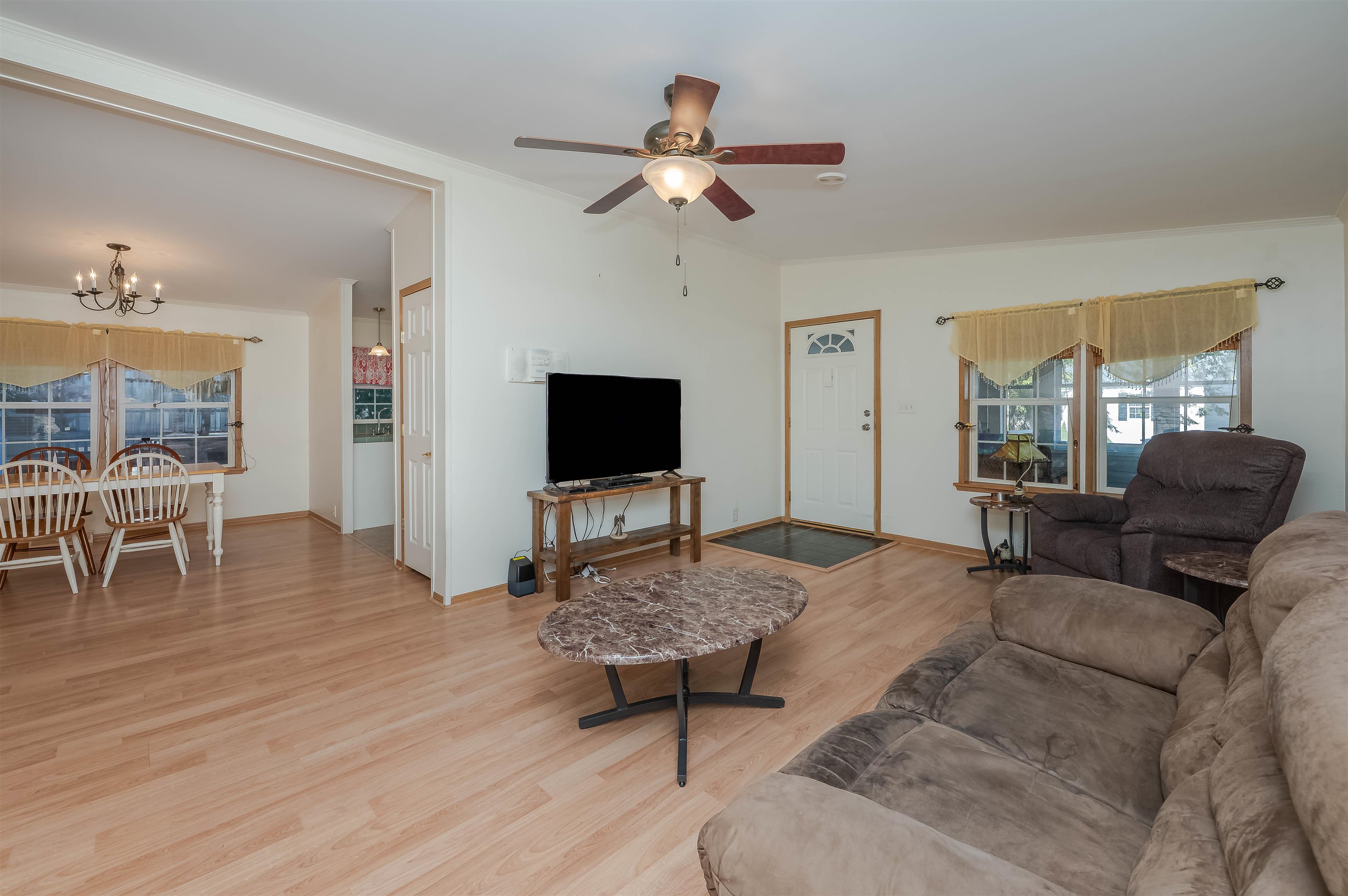 52 Murray Drive Rochester, NH 03868 - Photo 6 of 38