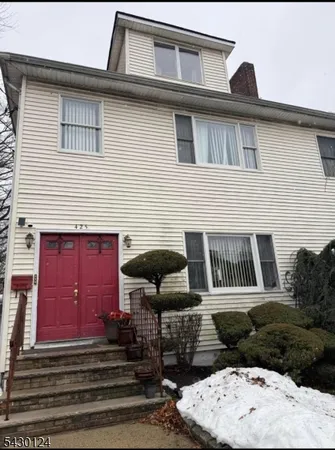 $2,300 | 425 Greylock Parkway, Unit 3, Belleville, NJ 07109