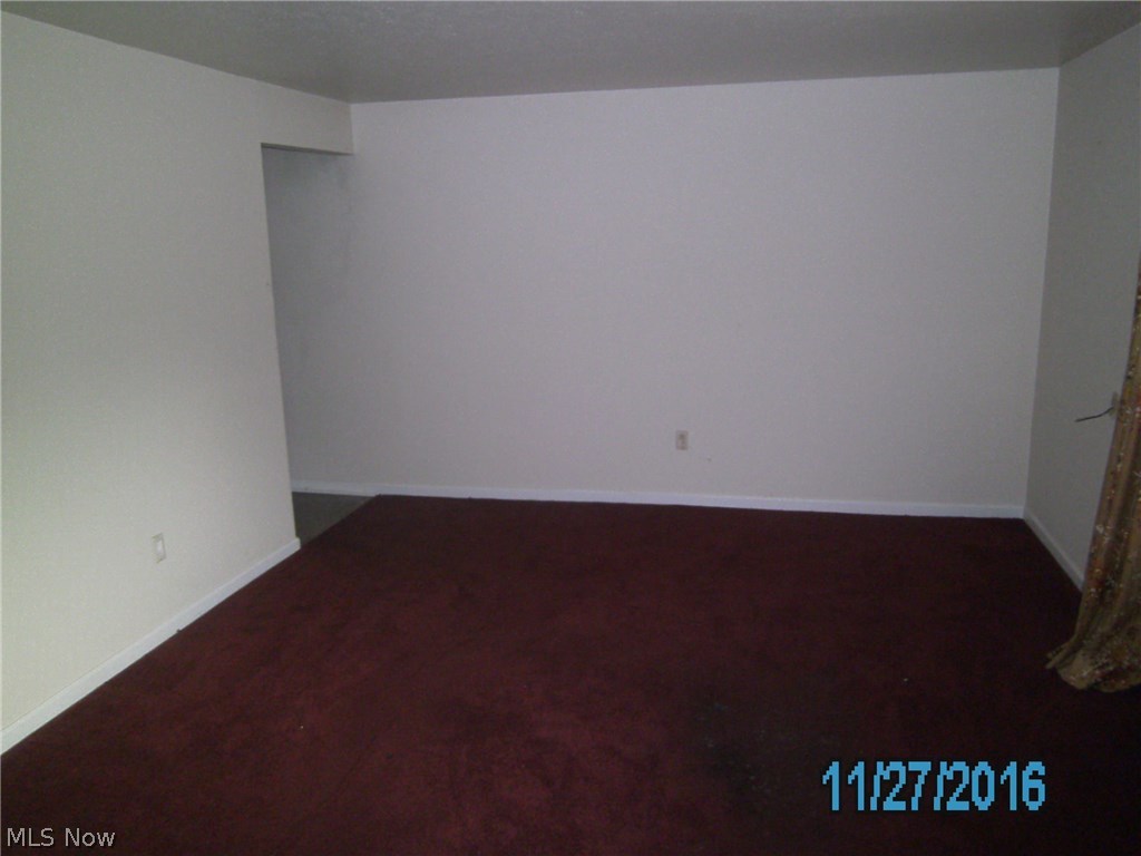 5374 Lee Road, Unit 103 Maple Heights, OH 44137 - Photo 5 of 10 Gallery Image 5