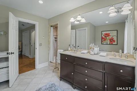 $2,250,000 | 261 Wilton Road West, Ridgefield, CT 06877