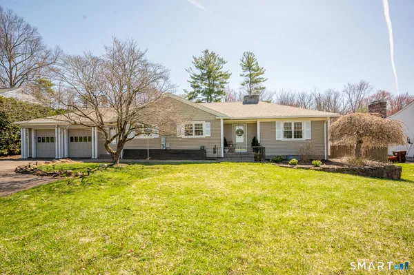 $350,000 | 5 Bridge Lane, Enfield, CT 06082