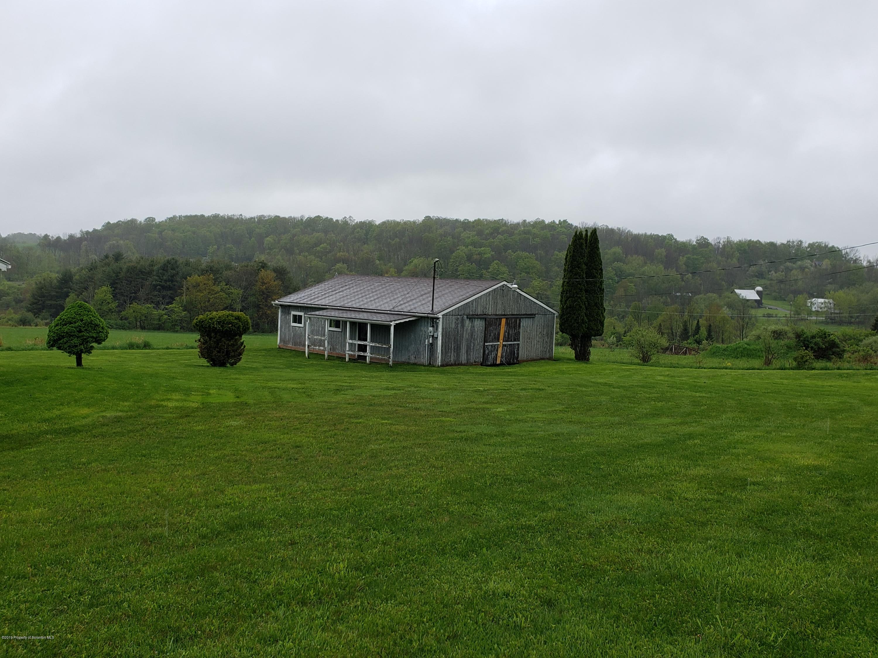 63 Brown Road Montrose, PA 18801 - Photo 7 of 31