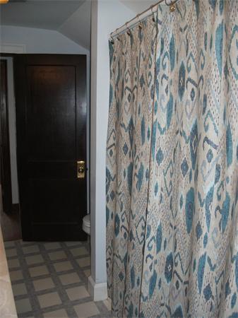 11 Rutland Street Hudson, MA 01749 - Photo 18 of 30 Gallery Image 18