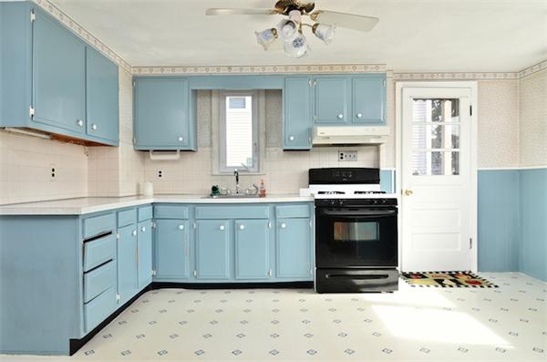 21 Ellington Road Quincy, MA 02170 - Photo 7 of 13 Gallery Image 7